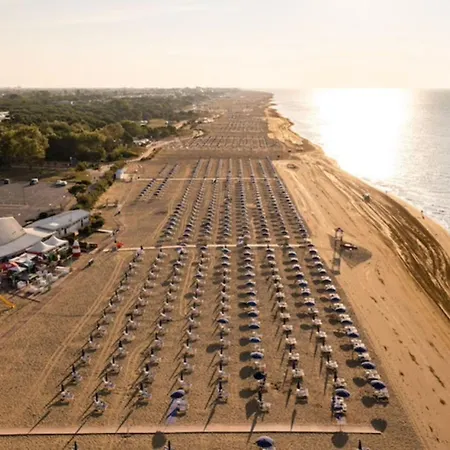 Βίλα Quiet Charm Near The *